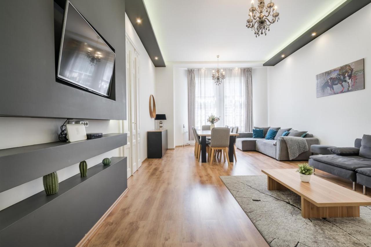 Real Apartments Zichy Budapest Eksteriør billede