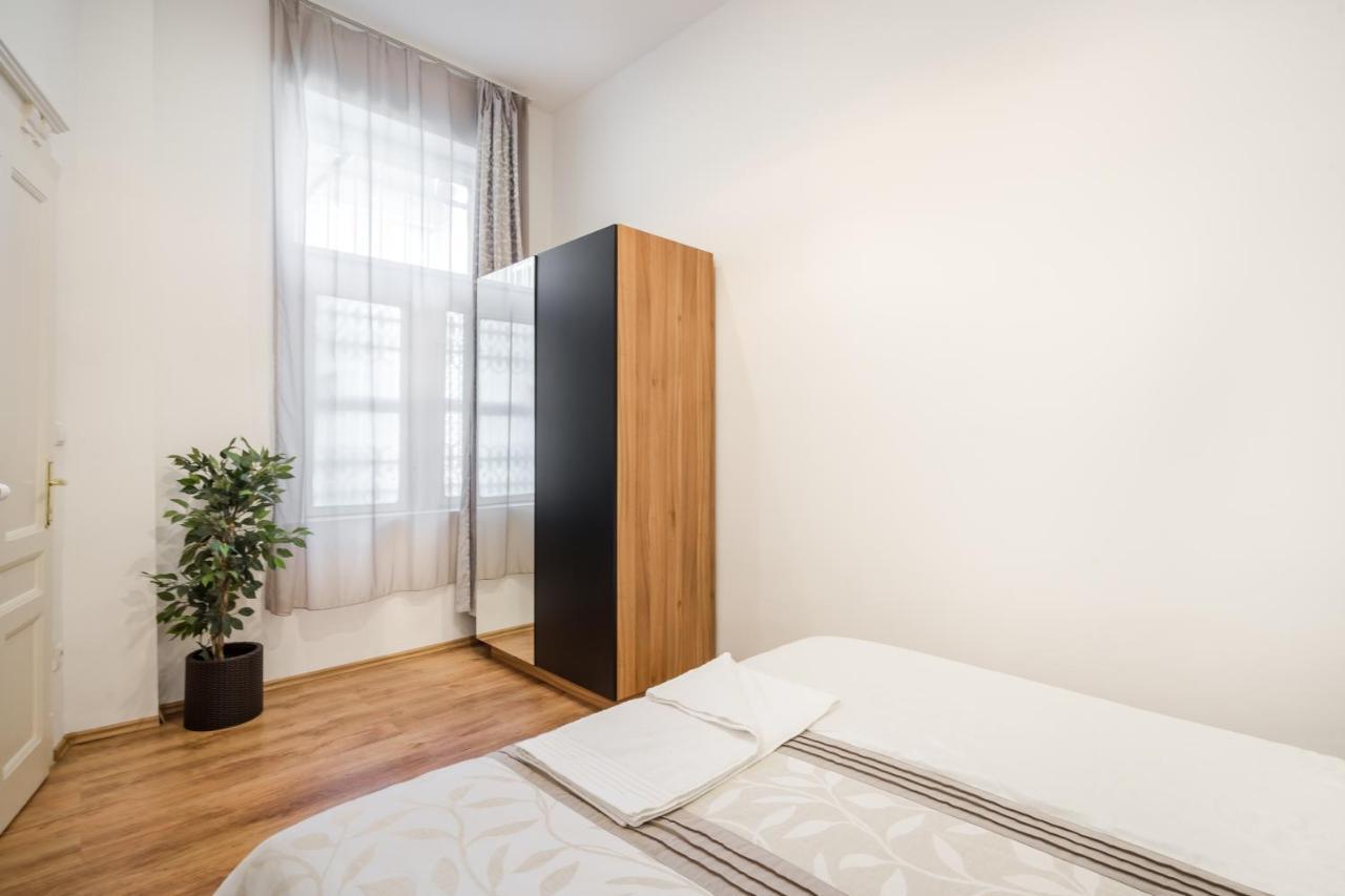 Real Apartments Zichy Budapest Eksteriør billede